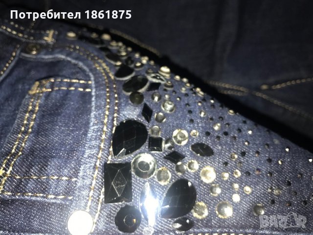 Уникални дънки с камъни