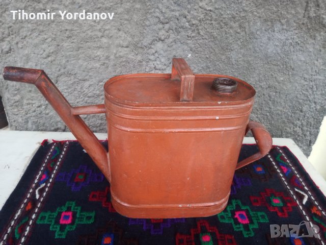 Ламаринена лейка за гориво.