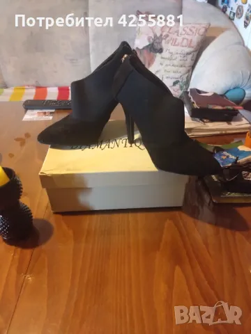 Обувки, снимка 3 - Дамски обувки на ток - 49036248