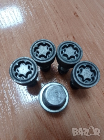 Секретни болтове + камък за Audi и Vw