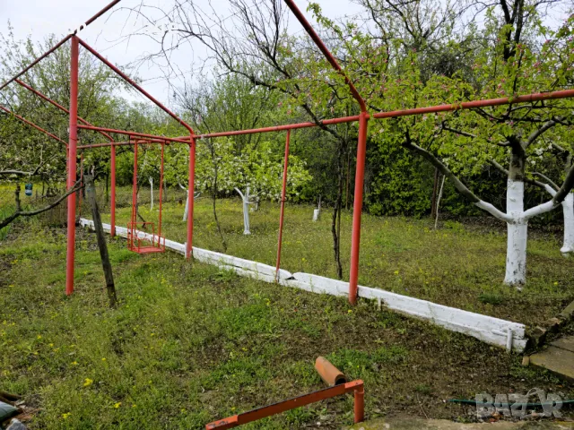 Вила с двор в гр. Русе, кв. Касева Чешма, Акациите, снимка 12 - Къщи - 50150490