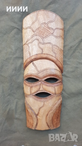 Дървена маска