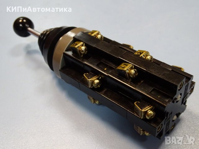 джойстик IZUMI/IDEC ARN 41-10652 Joystick switch 4 position, снимка 5 - Резервни части за машини - 37728582