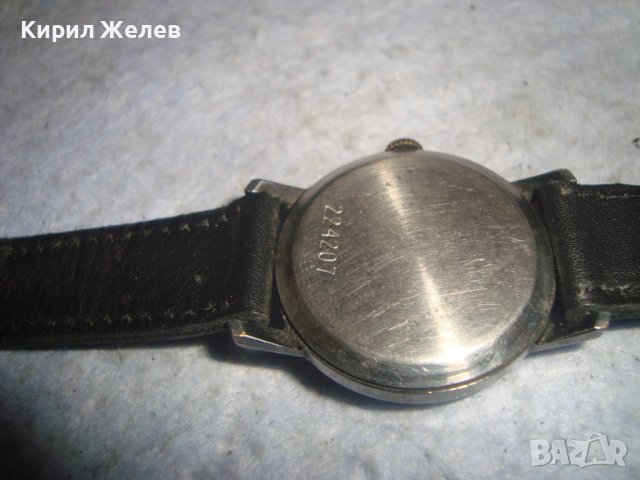 ПОБЕДА - СДЕЛАНО в СССР СТАР РУСКИ МЕХАНИЧЕН ВИНТИДЖ ЧАСОВНИК с КАИШКА от ЕСТЕСТВЕНА КОЖА 26879, снимка 3 - Антикварни и старинни предмети - 36744470