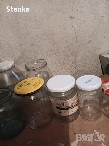 Буркани, снимка 2 - Буркани, бутилки и капачки - 50447870