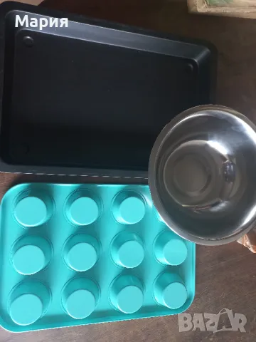 Форма за мъфини, тава и резци Hello Kitty за печива, купа, кошнички, снимка 11 - Форми - 50245715