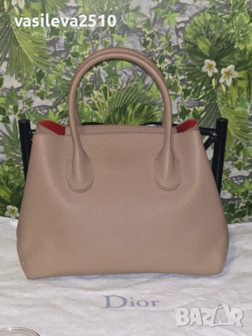 Dior прекрасна дамска чанта 