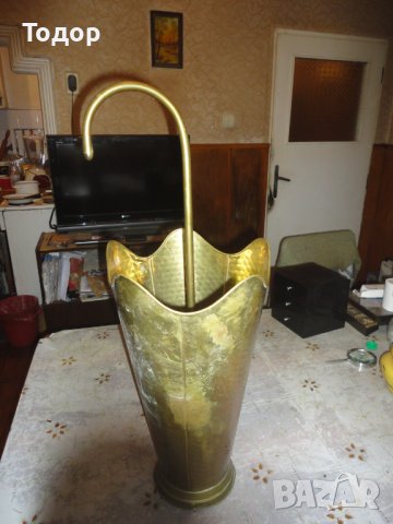 Бронзова поставка за чадъри бастуни, снимка 7 - Антикварни и старинни предмети - 43208434