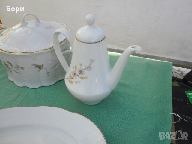 Български порцелан супник,чайник,чинии и др 19 части, снимка 6 - Чинии - 34882476