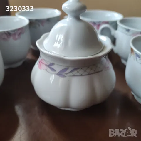 Порцеланов сервиз за чай, снимка 7 - Сервизи - 49720447
