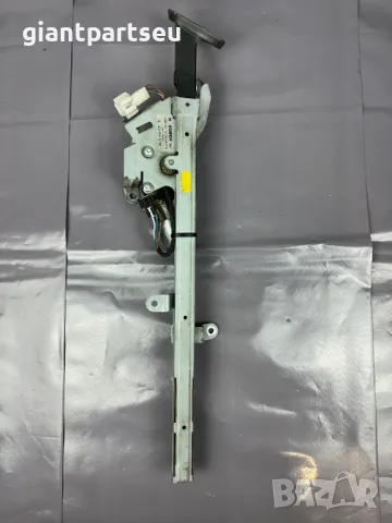 Механизъм подаване на колан ДЕСЕН за Мерцедес Mercedes W209 A2038600282