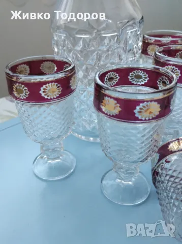 Сервиз за алкохол - винтидж (6 чаши и гарафа с конник), снимка 3 - Сервизи - 48799189