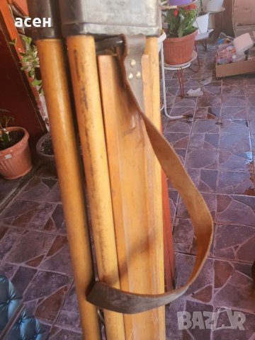 Тринога за теодолит, снимка 3 - Антикварни и старинни предмети - 33588595