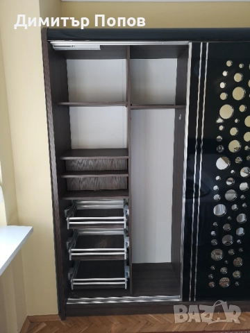 Продавам гардероб с плъзгащи врати , снимка 4 - Гардероби - 52502814