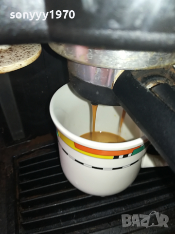 DELONGHI-ВНОС ШВЕИЦАРИЯ 2204221846, снимка 2 - Кафемашини - 36539544