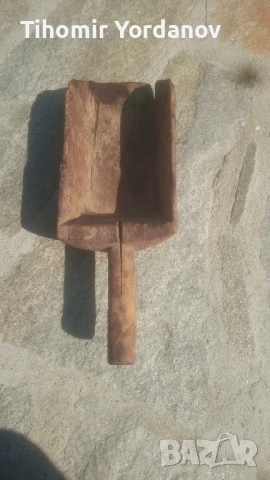 Стара дървена лопатка., снимка 12 - Антикварни и старинни предмети - 51119221