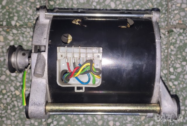 Електромотор, снимка 3 - Електродвигатели - 43200332