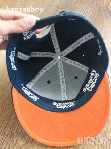superdry - страхотна шапка КАТО НОВА, снимка 6 - Шапки - 33643548