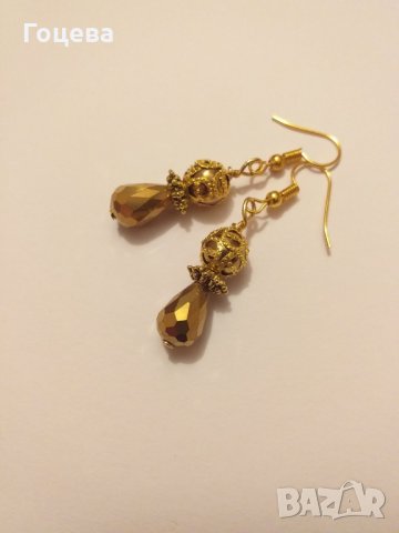 Кристални обеци от златни кристали и златен полускъпоценен камък Хематит в изящен обков , снимка 6 - Обеци - 28276314