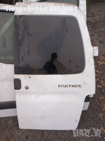 Врати за Пежо партнер, снимка 3 - Части - 52593289