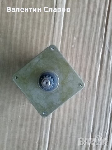Стъпков двигател, снимка 2 - Други машини и части - 43347692