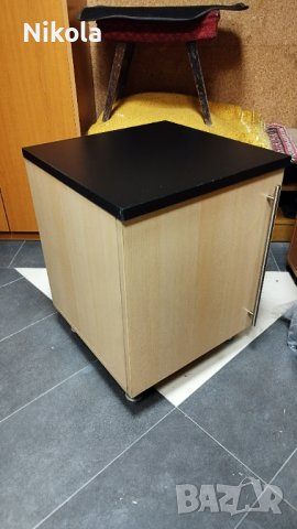 Шкаф цвят бук с черен плот 50/50/ 65см  4бр., снимка 11 - Шкафове - 43478791