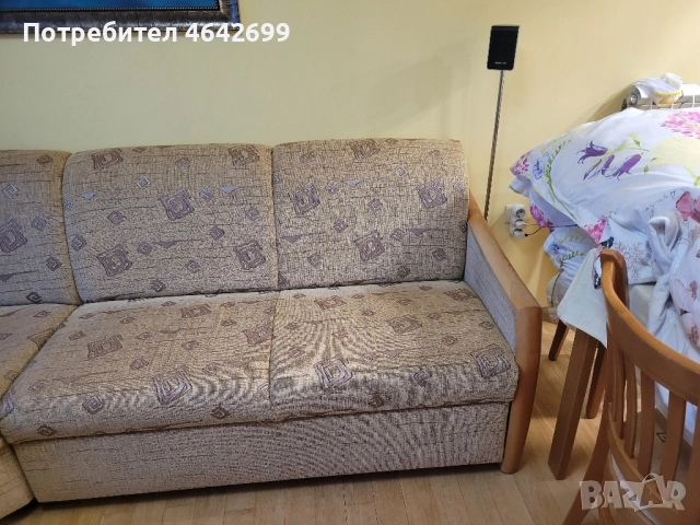 Диван, снимка 7 - Дивани и мека мебел - 52305020