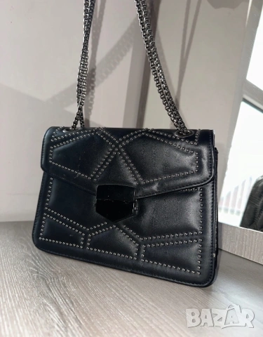 Дамски чанти, снимка 2 - Чанти - 53158374