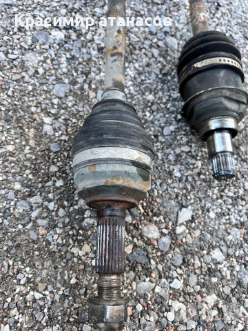 Полуоска лява и дясна за Дайхацу YRV.1.3 бензин 2002г, снимка 2 - Части - 44906594