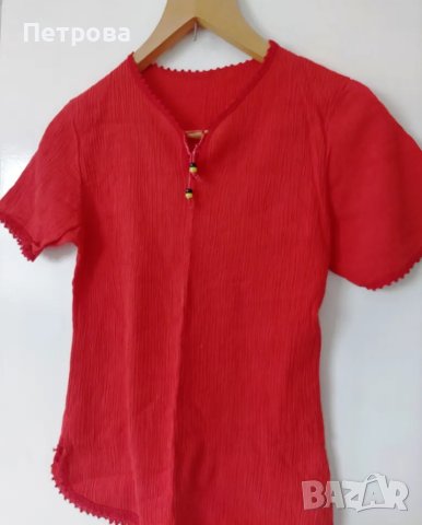 Ярко червена блуза, от естествена материя – подходящ подарък за НГ