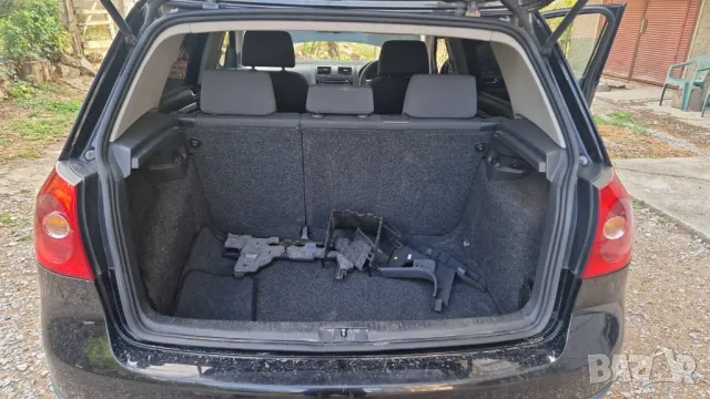 VW Golf 2.0 BKD 6ск НА ЧАСТИ, снимка 3 - Автомобили и джипове - 47268632