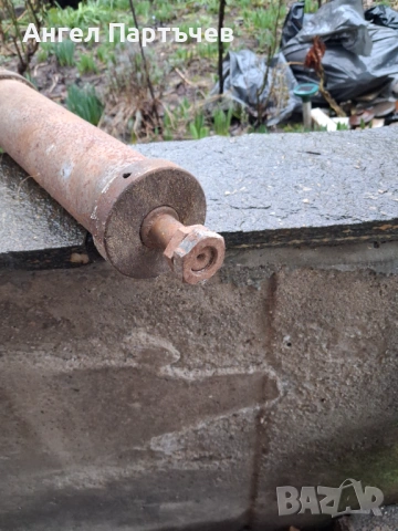 Ос с лагери , снимка 3 - Резервни части за машини - 53580334