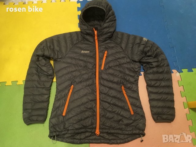  ''Bergans 5397 Slingsbytind Down''оригинално дамско пухено яке Л разм