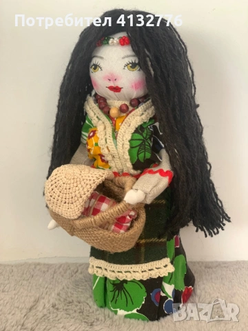 Кукла  ръчно изработена 