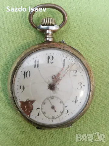 старинен сребърен часовник 