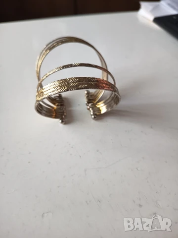 Гривна дамска десет секторна, снимка 8 - Гривни - 51369387