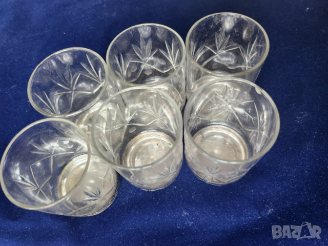 кристални чашки с метално дъно ( посребрен мелхиор ), обем към 60 мл, нови, 6 + 4 броя