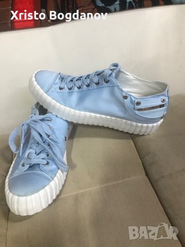 Дамски сникърси,,Diesel” номер 39, снимка 2 - Дамски ежедневни обувки - 37133986