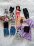 Подарявам . Кукла Барби и дрехи ., снимка 1 - Кукли - 37681242