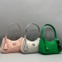 чанти prada, снимка 2