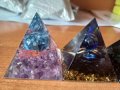 Красиви пирамиди, различни видове + подарък светеща поставка или метални златисти крачета, снимка 4