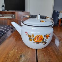 Стар емайлиран чайник #54, снимка 1 - Антикварни и старинни предмети - 43170259