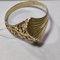 Златен пръстен 2.80гр., снимка 4 - Пръстени - 43184723