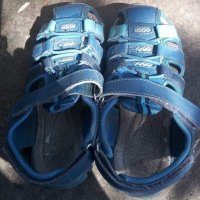Детски сандали , снимка 1 - Детски сандали и чехли - 40498593
