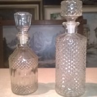стъкленици с тапи за колекция коняк или уиски-2бр, снимка 1 - Антикварни и старинни предмети - 27501383