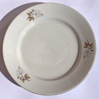 Порцеланова чинийка, снимка 1 - Сервизи - 38347584
