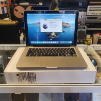 Лаптоп Apple MacBook Pro A1278 В перфектно състояние. С кашон книжки, документи, зарядно. Батерията , снимка 3 - Лаптопи за дома - 44890863