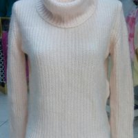 Блузони и пуловери от мохер-ръчно плетиво, снимка 13 - Блузи с дълъг ръкав и пуловери - 32547561