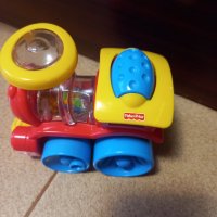 Качествена играчка-влакче на  FisherPrice, снимка 3 - Влакчета, самолети, хеликоптери - 43255335