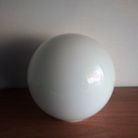 Млечно стъкло сфера плафон, снимка 2 - Полилеи - 43601524